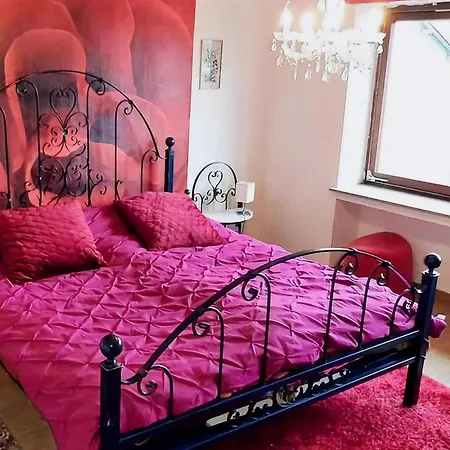 Spacious In The Beautiful Eifel Ferienhaus *